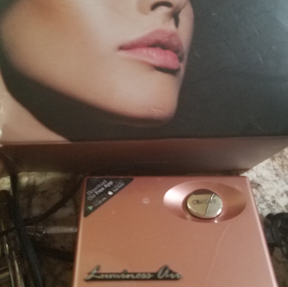 AirBrush Makeup System